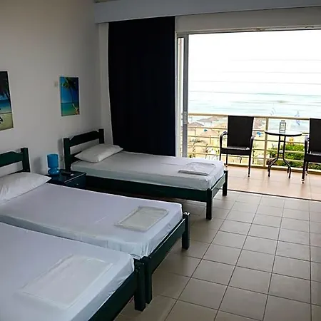 Vera 3*